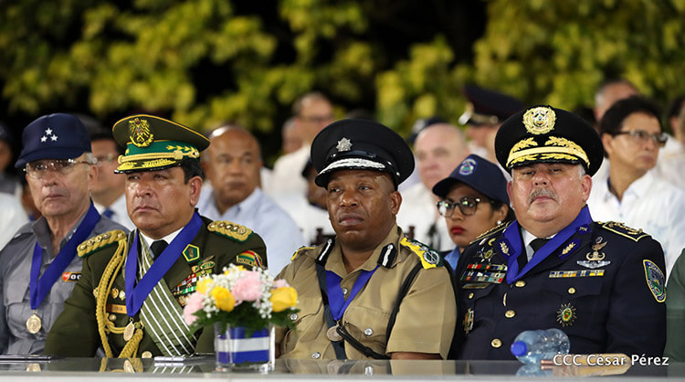 policia-nacional-nicaragua-daniel-ortega-rosario-murillo-acto-aniversario
